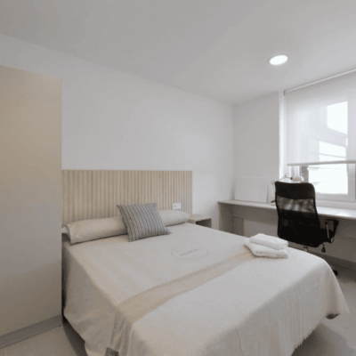 Resi moises de leon cama habitacion